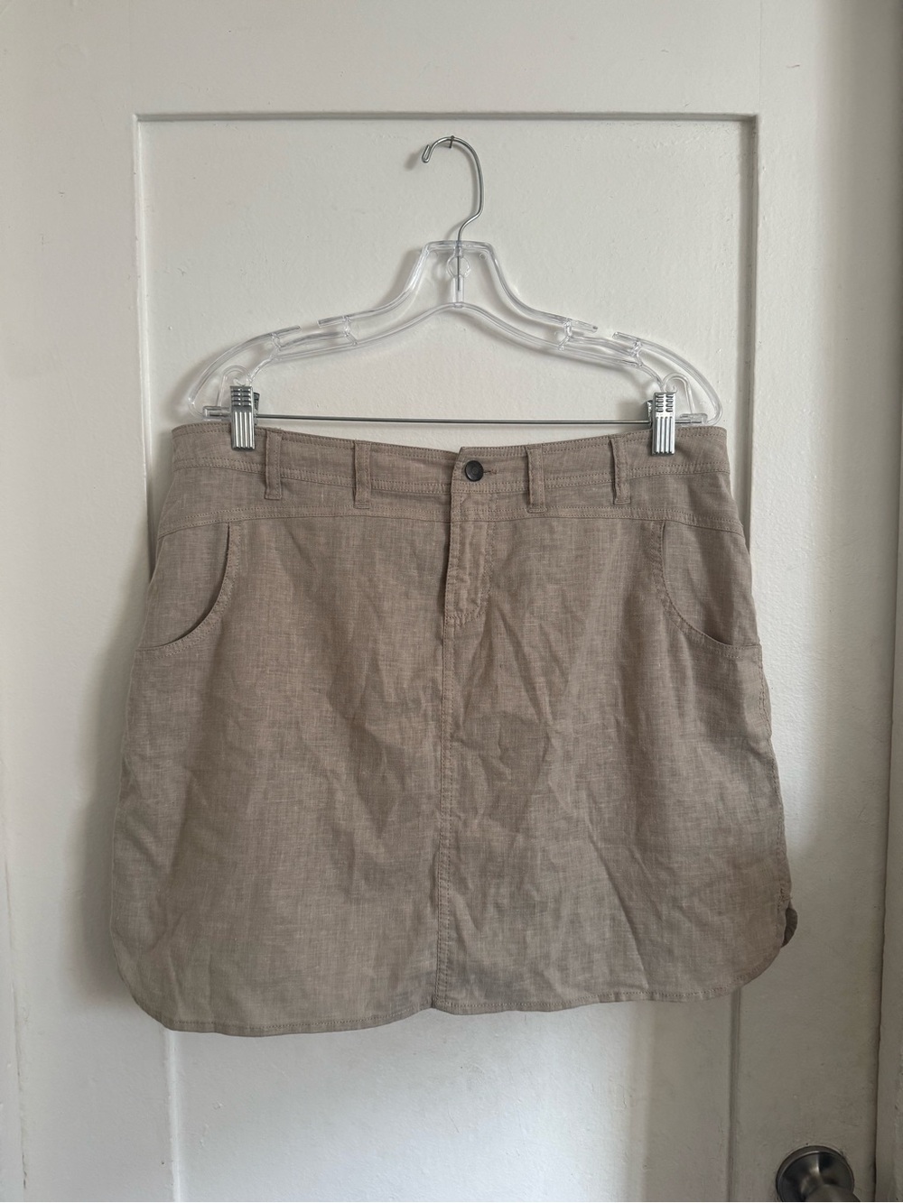Aventura Eco Casual Beige Women's Skirt - Size 10